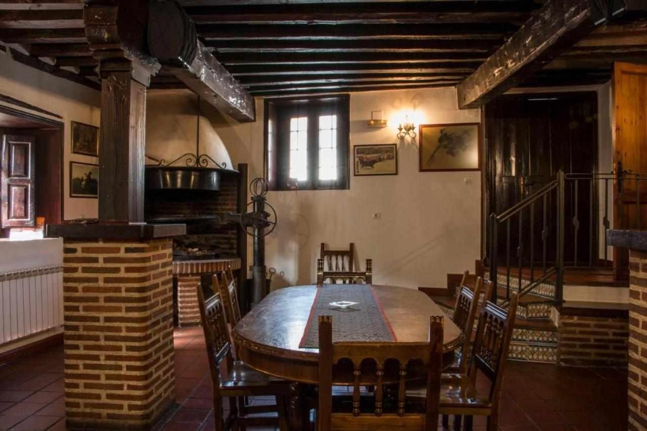 Casa Rural Paco Munogalindo Exterior foto